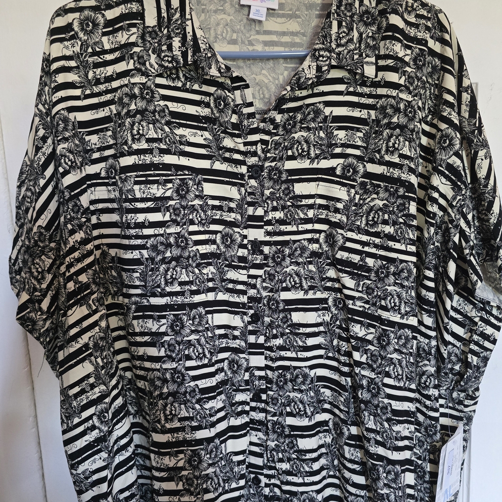 LuLaRoe Black and Cream Floral Striped Blouse
